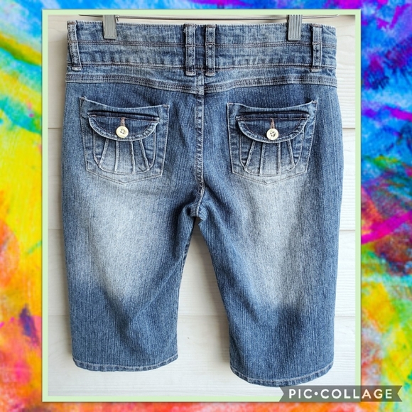 Candie's Button-Accent Denim Bermuda Shorts - Picture 16 of 16